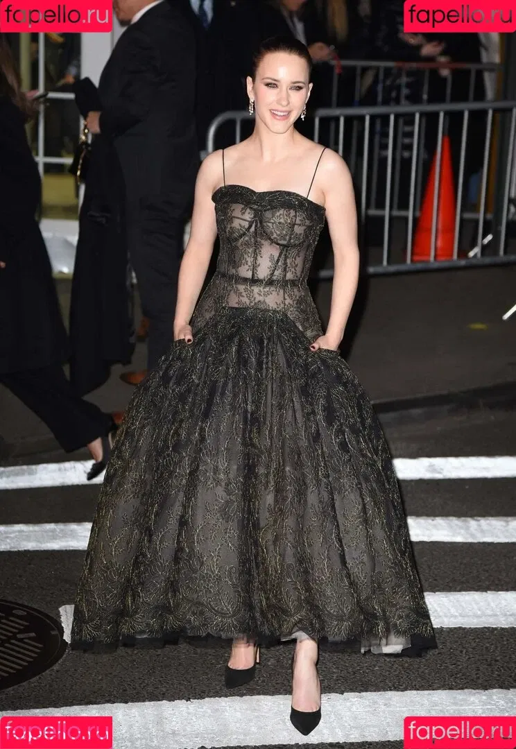 Marvelous Mrs. Maisel / Rachel Brosnahan / rachelbrosnahan Onlyfans Photo Gallery 