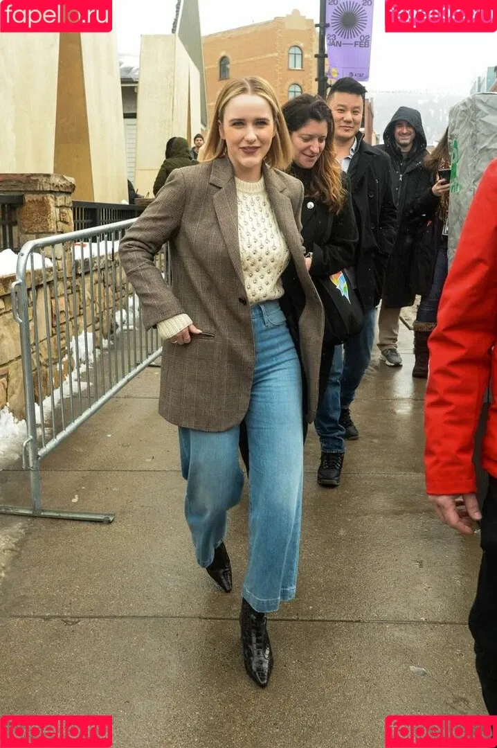 Marvelous Mrs. Maisel / Rachel Brosnahan / rachelbrosnahan Onlyfans Photo Gallery 