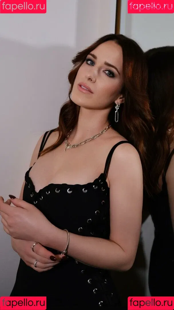 Marvelous Mrs. Maisel / Rachel Brosnahan / rachelbrosnahan Onlyfans Photo Gallery 