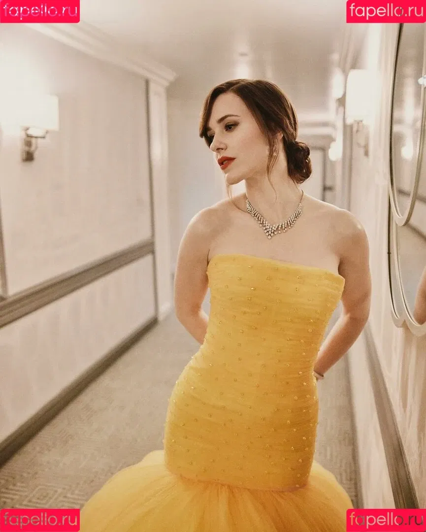 Marvelous Mrs. Maisel / Rachel Brosnahan / rachelbrosnahan Onlyfans Photo Gallery 