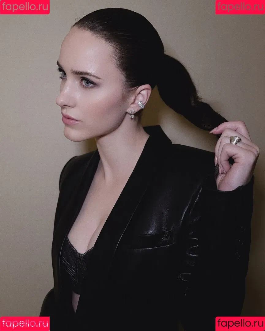 Marvelous Mrs. Maisel / Rachel Brosnahan / rachelbrosnahan Onlyfans Photo Gallery 