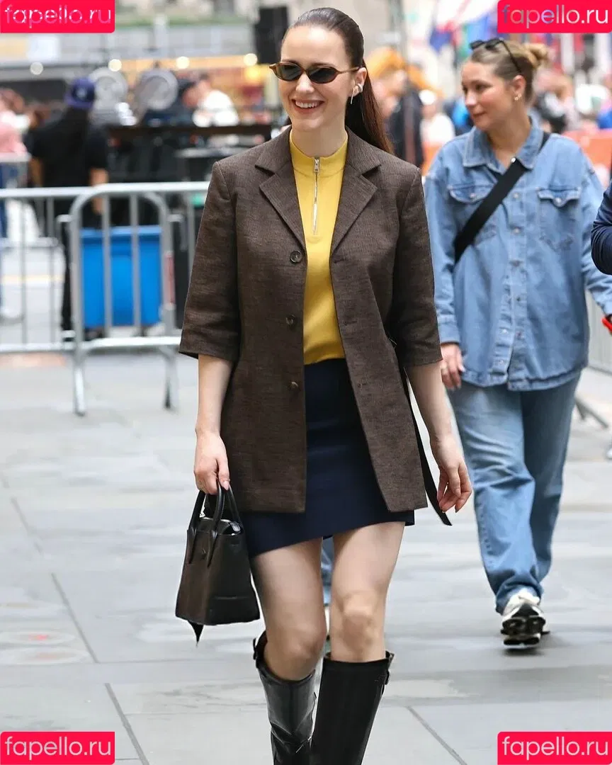 Marvelous Mrs. Maisel / Rachel Brosnahan / rachelbrosnahan Onlyfans Photo Gallery 