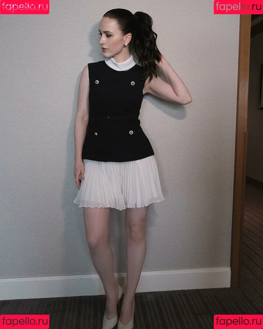 Marvelous Mrs. Maisel / Rachel Brosnahan / rachelbrosnahan Onlyfans Photo Gallery 