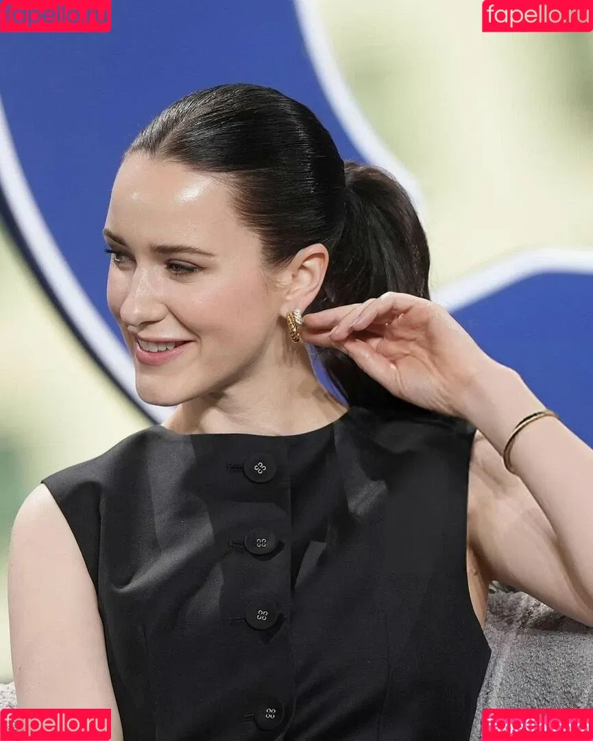 Marvelous Mrs. Maisel / Rachel Brosnahan / rachelbrosnahan Onlyfans Photo Gallery 