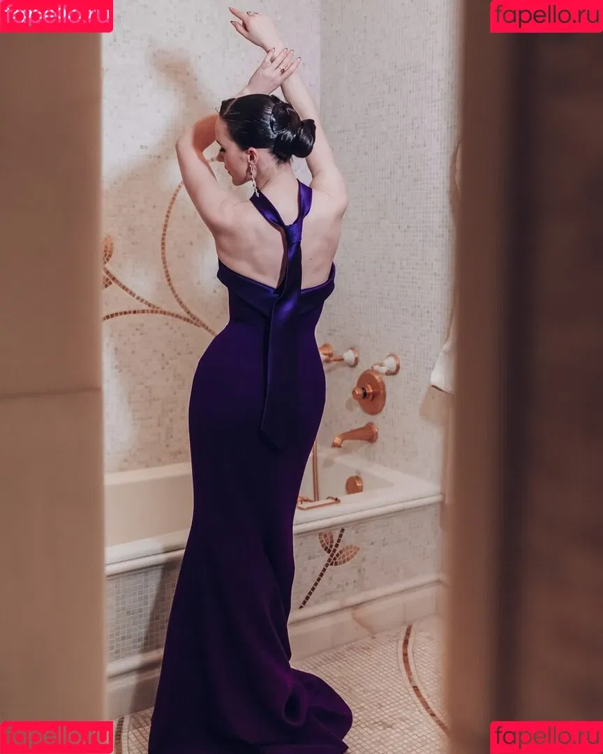 Marvelous Mrs. Maisel / Rachel Brosnahan / rachelbrosnahan Onlyfans Photo Gallery 
