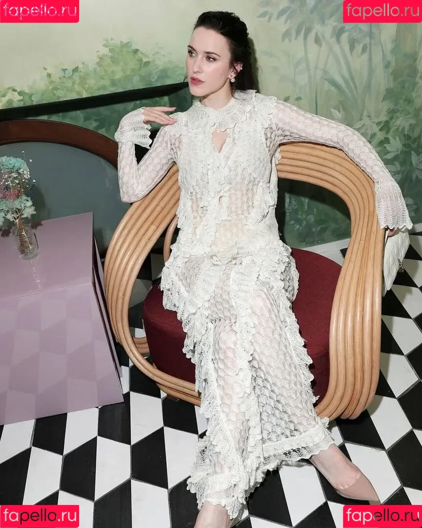 Marvelous Mrs. Maisel / Rachel Brosnahan / rachelbrosnahan Onlyfans Photo Gallery 