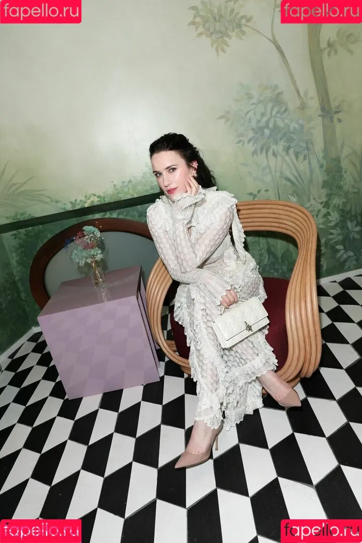 Marvelous Mrs. Maisel / Rachel Brosnahan / rachelbrosnahan Onlyfans Photo Gallery 
