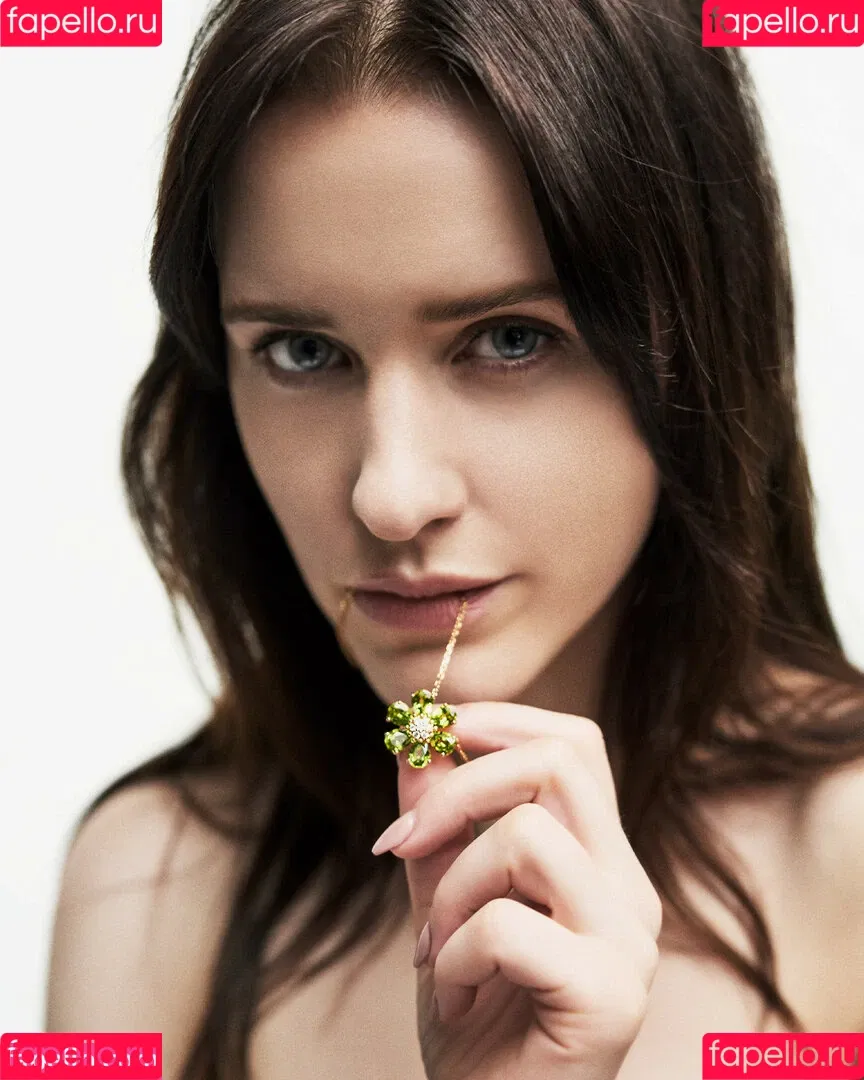 Marvelous Mrs. Maisel / Rachel Brosnahan / rachelbrosnahan Onlyfans Photo Gallery 