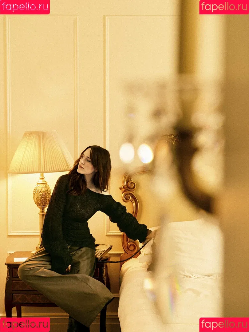 Marvelous Mrs. Maisel / Rachel Brosnahan / rachelbrosnahan Onlyfans Photo Gallery 