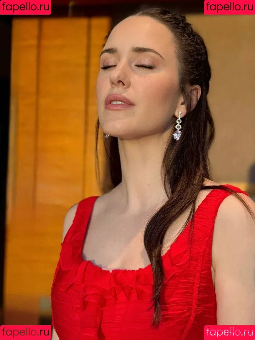 Marvelous Mrs. Maisel / Rachel Brosnahan / rachelbrosnahan Onlyfans Photo Gallery 