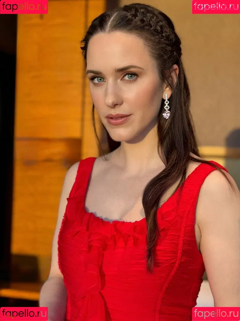 Marvelous Mrs. Maisel / Rachel Brosnahan / rachelbrosnahan Onlyfans Photo Gallery 