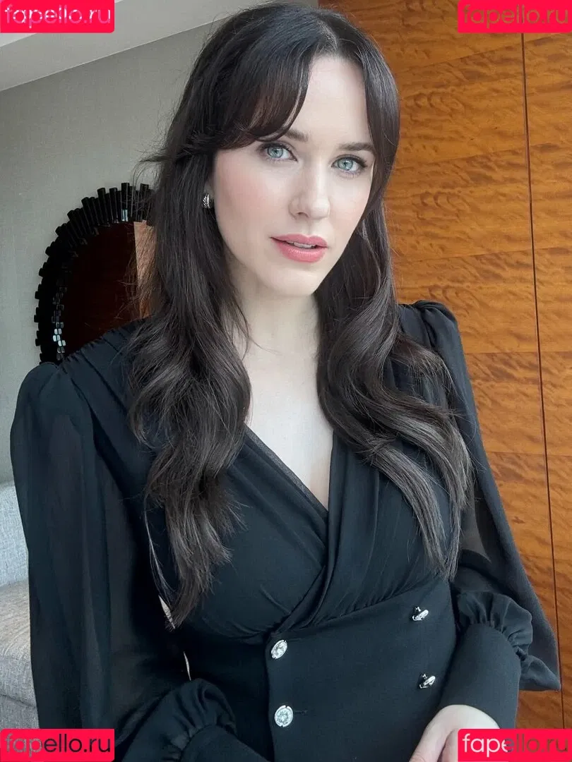 Marvelous Mrs. Maisel / Rachel Brosnahan / rachelbrosnahan Onlyfans Photo Gallery 