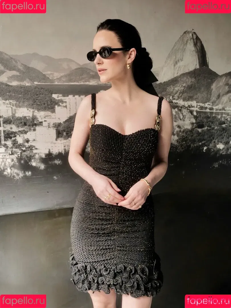 Marvelous Mrs. Maisel / Rachel Brosnahan / rachelbrosnahan Onlyfans Photo Gallery 
