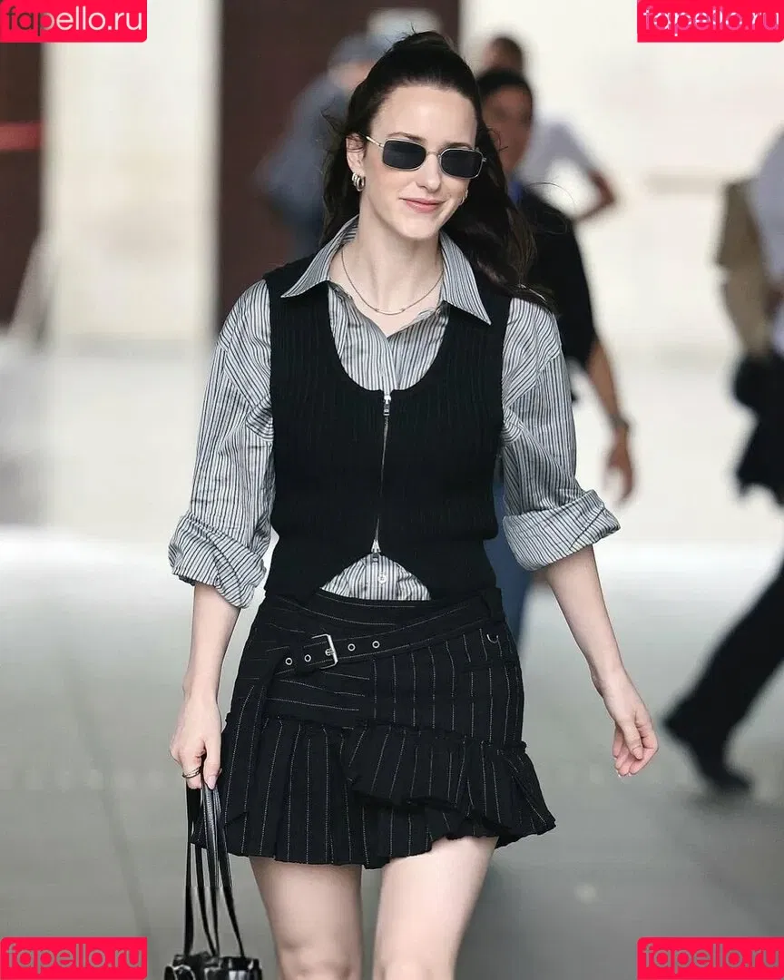 Marvelous Mrs. Maisel / Rachel Brosnahan / rachelbrosnahan Onlyfans Photo Gallery 