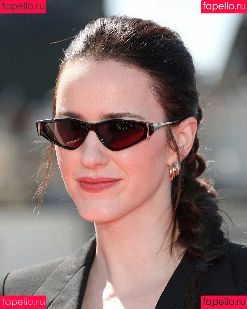 Marvelous Mrs. Maisel / Rachel Brosnahan / rachelbrosnahan Onlyfans Photo Gallery 
