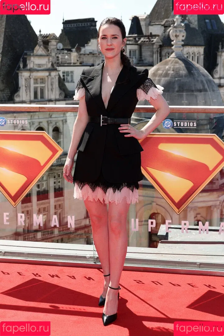Marvelous Mrs. Maisel / Rachel Brosnahan / rachelbrosnahan Onlyfans Photo Gallery 