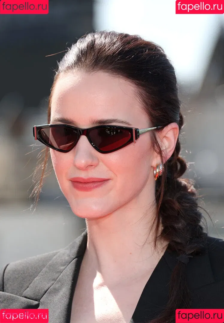 Marvelous Mrs. Maisel / Rachel Brosnahan / rachelbrosnahan Onlyfans Photo Gallery 