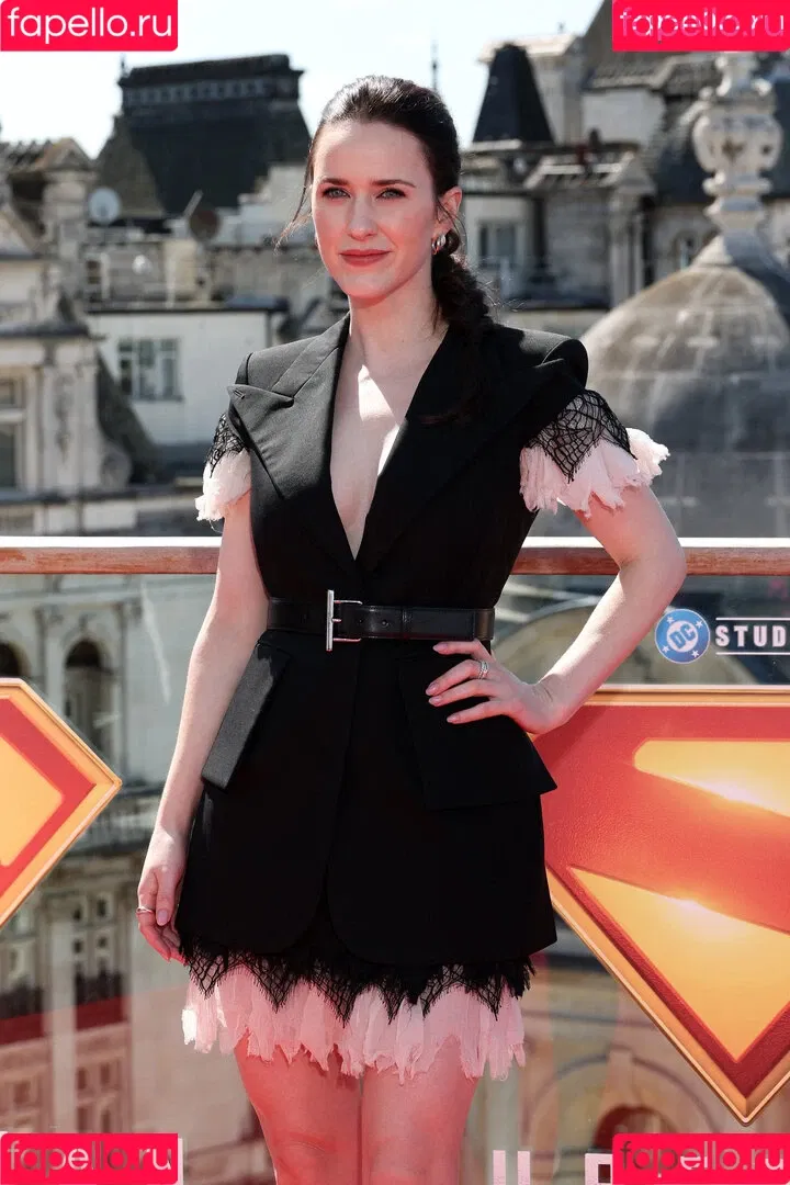 Marvelous Mrs. Maisel / Rachel Brosnahan / rachelbrosnahan Onlyfans Photo Gallery 