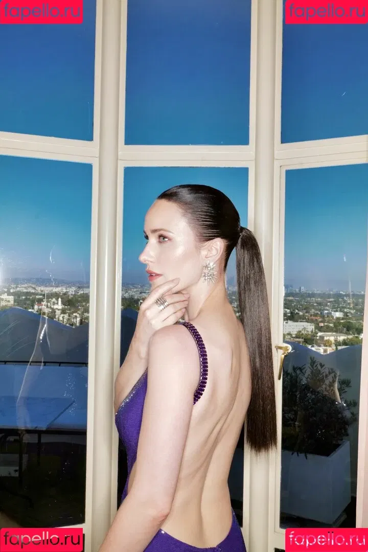 Marvelous Mrs. Maisel / Rachel Brosnahan / rachelbrosnahan Onlyfans Photo Gallery 