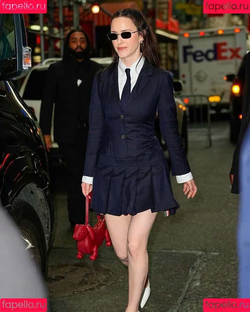 Marvelous Mrs. Maisel / Rachel Brosnahan / rachelbrosnahan Onlyfans Photo Gallery 