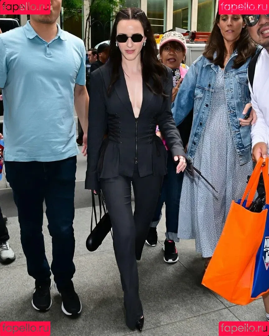 Marvelous Mrs. Maisel / Rachel Brosnahan / rachelbrosnahan Onlyfans Photo Gallery 