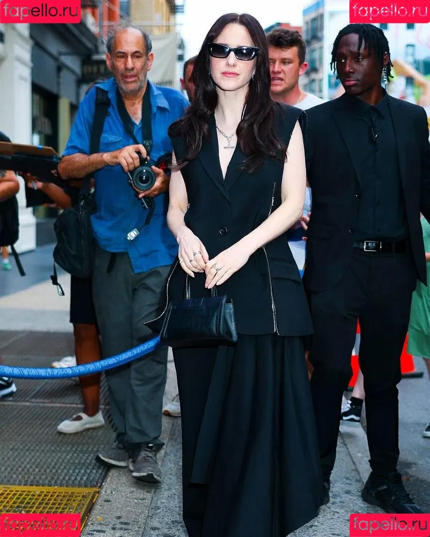 Marvelous Mrs. Maisel / Rachel Brosnahan / rachelbrosnahan Onlyfans Photo Gallery 