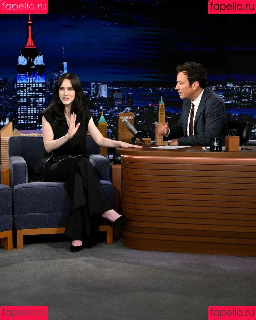 Marvelous Mrs. Maisel / Rachel Brosnahan / rachelbrosnahan Onlyfans Photo Gallery 