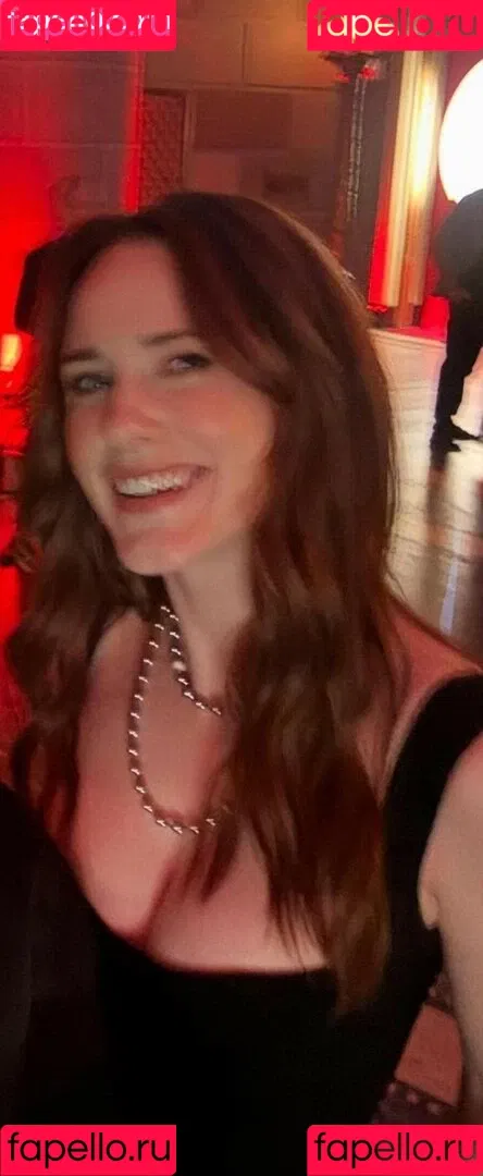Marvelous Mrs. Maisel / Rachel Brosnahan / rachelbrosnahan Onlyfans Photo Gallery 