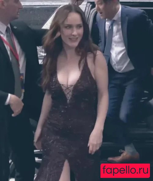 Marvelous Mrs. Maisel Nude Onlyfans Photo 13