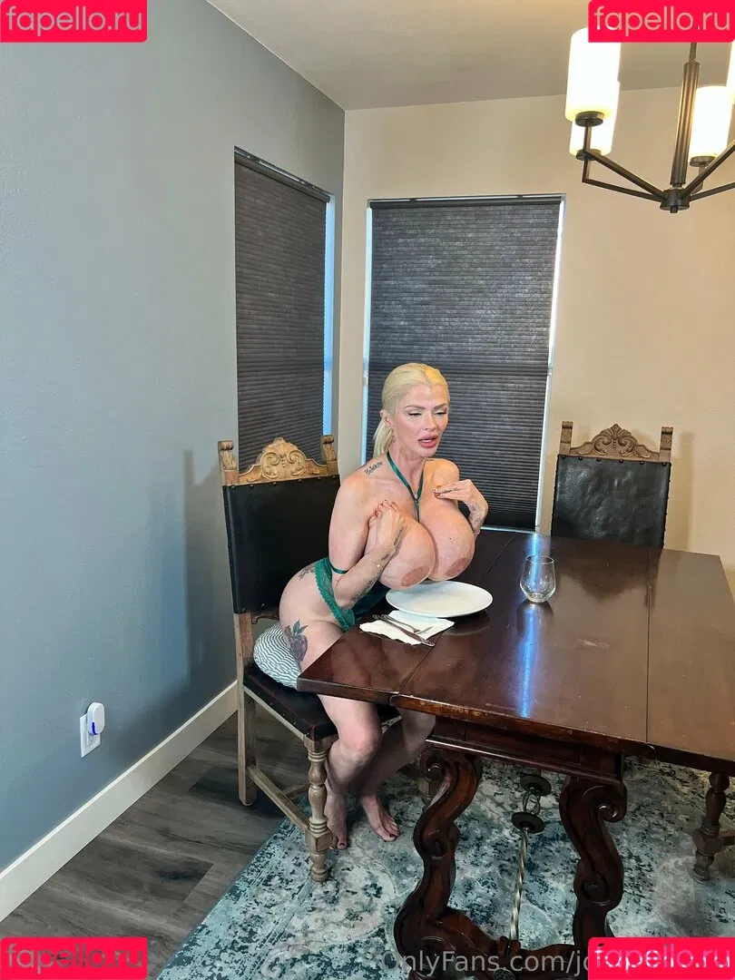Joslyn James / joslynjames / joslynworld_ Onlyfans Photo Gallery 