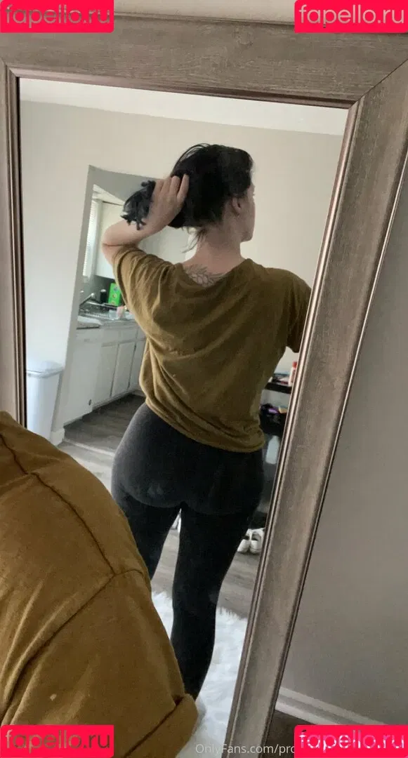 procrastination_central Onlyfans Photo Gallery 