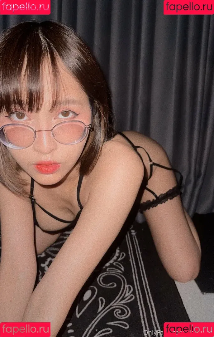 Deerlong / arisahomgroon Onlyfans Photo Gallery 