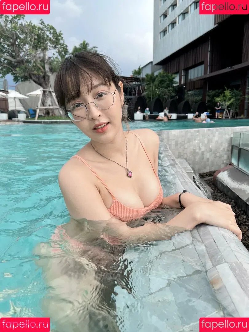 Deerlong / arisahomgroon Onlyfans Photo Gallery 