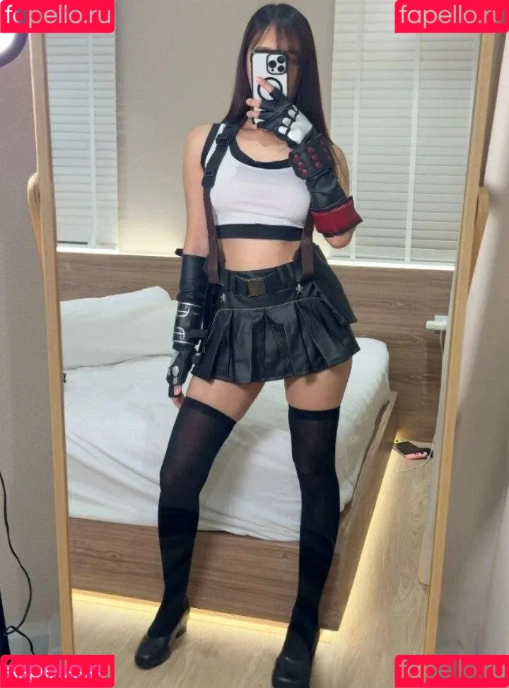 Deerlong / arisahomgroon Onlyfans Photo Gallery 