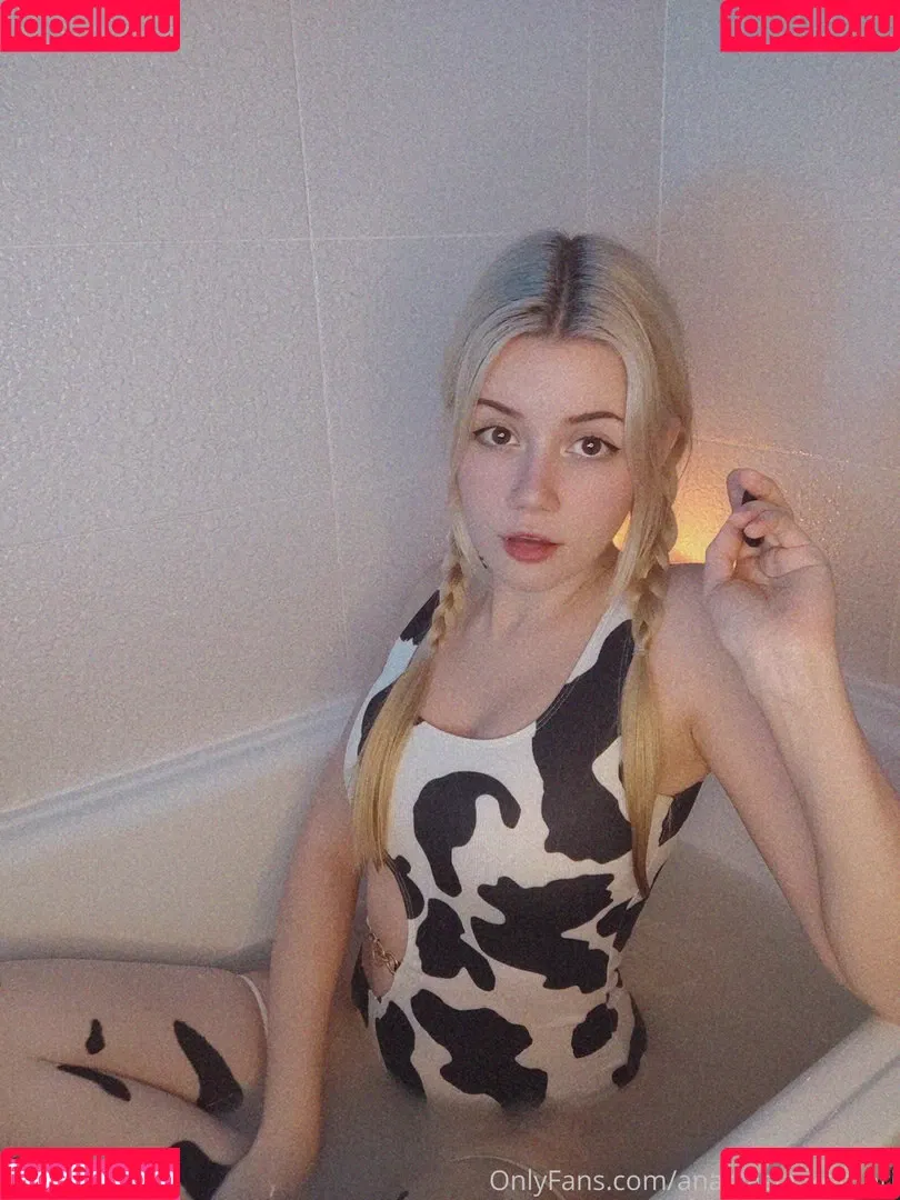 Anastasia Komori / KomoriAnastasia / anastasia.komori / anastasia_komori / komori Onlyfans Photo Gallery 