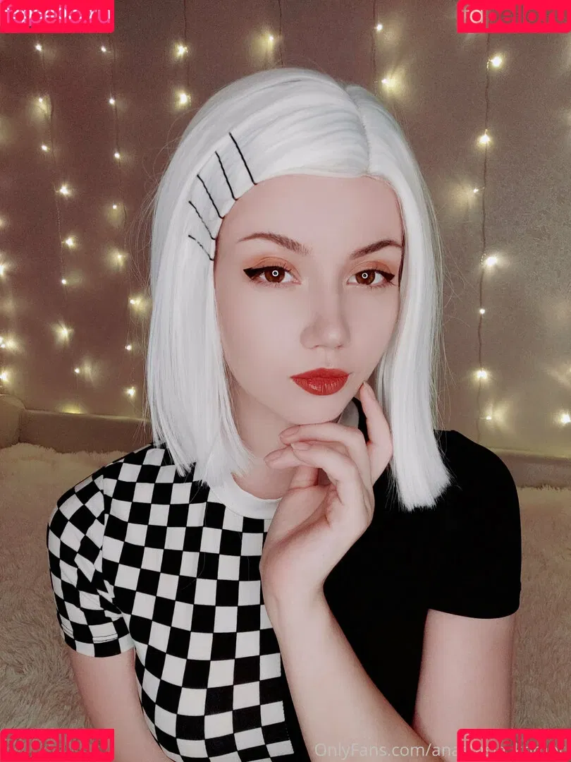 Anastasia Komori / KomoriAnastasia / anastasia.komori / anastasia_komori / komori Onlyfans Photo Gallery 