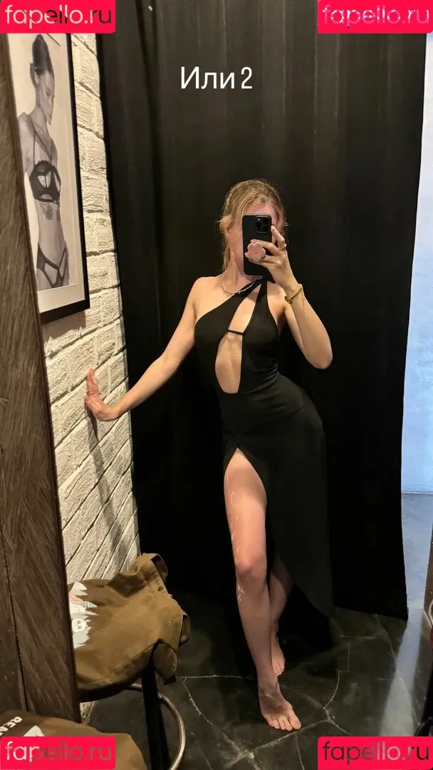 Anastasia Komori / KomoriAnastasia / anastasia.komori / anastasia_komori / komori Onlyfans Photo Gallery 