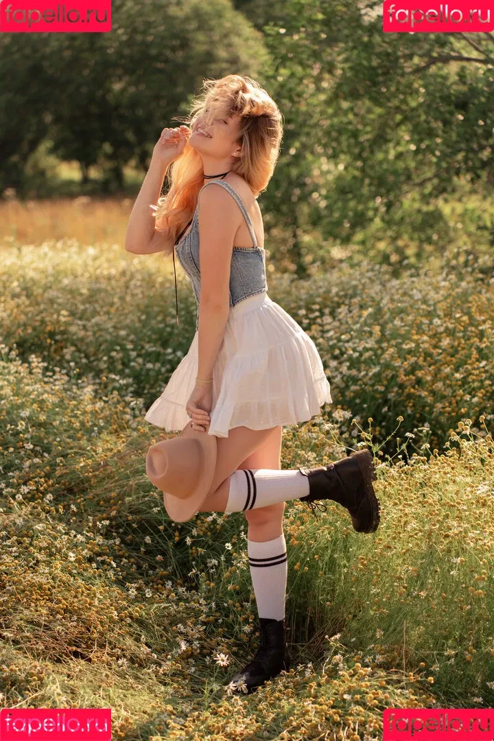 Anastasia Komori / KomoriAnastasia / anastasia.komori / anastasia_komori / komori Onlyfans Photo Gallery 