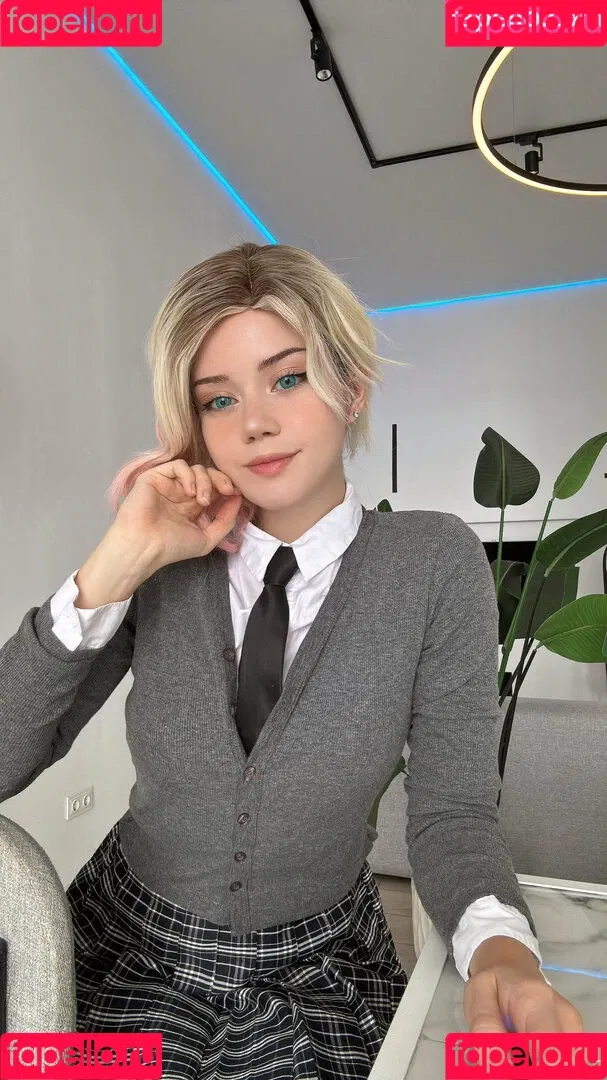 Anastasia Komori / KomoriAnastasia / anastasia.komori / anastasia_komori / komori Onlyfans Photo Gallery 