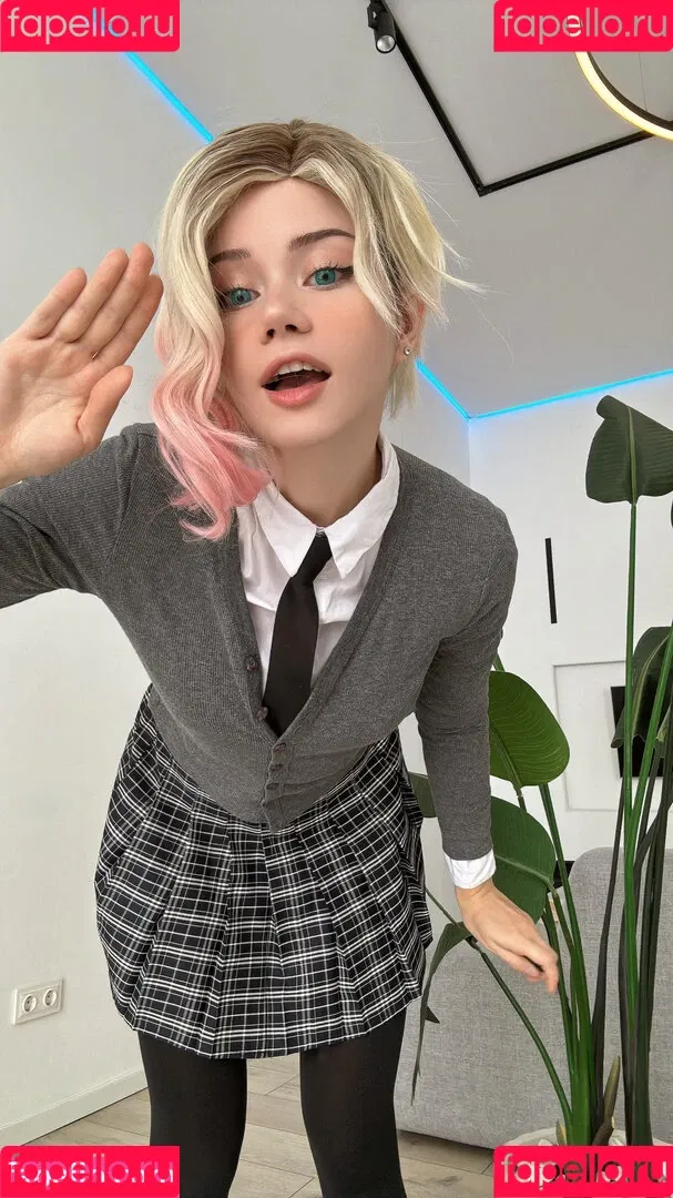 Anastasia Komori / KomoriAnastasia / anastasia.komori / anastasia_komori / komori Onlyfans Photo Gallery 