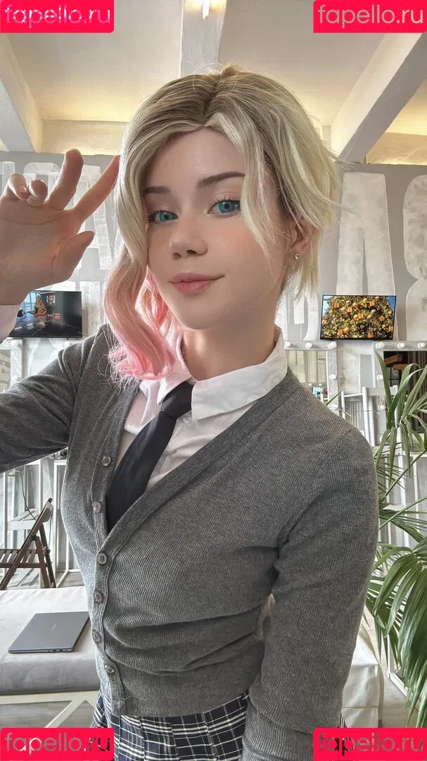 Anastasia Komori / KomoriAnastasia / anastasia.komori / anastasia_komori / komori Onlyfans Photo Gallery 