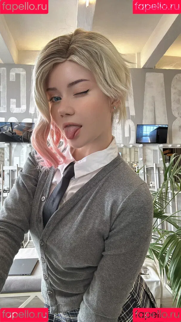Anastasia Komori / KomoriAnastasia / anastasia.komori / anastasia_komori / komori Onlyfans Photo Gallery 