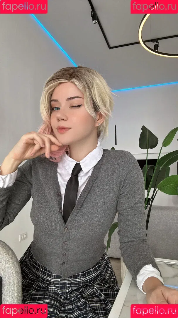 Anastasia Komori / KomoriAnastasia / anastasia.komori / anastasia_komori / komori Onlyfans Photo Gallery 