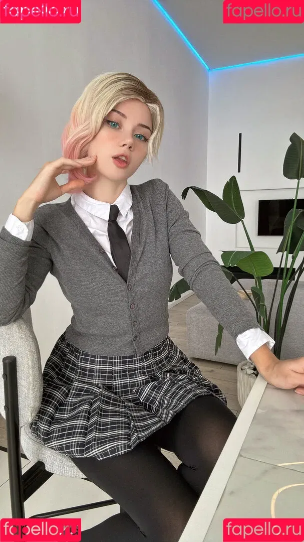 Anastasia Komori / KomoriAnastasia / anastasia.komori / anastasia_komori / komori Onlyfans Photo Gallery 