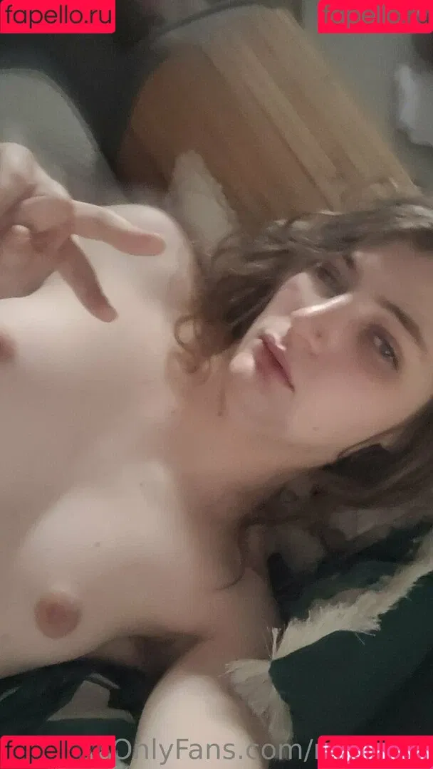 Ren / _ren_uwu_ / ren_uwu Onlyfans Photo Gallery 