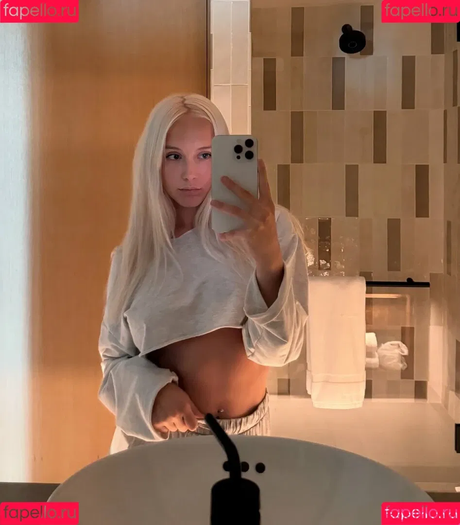 Avsbliss / Julia Tate / juliatate04 Onlyfans Photo Gallery 