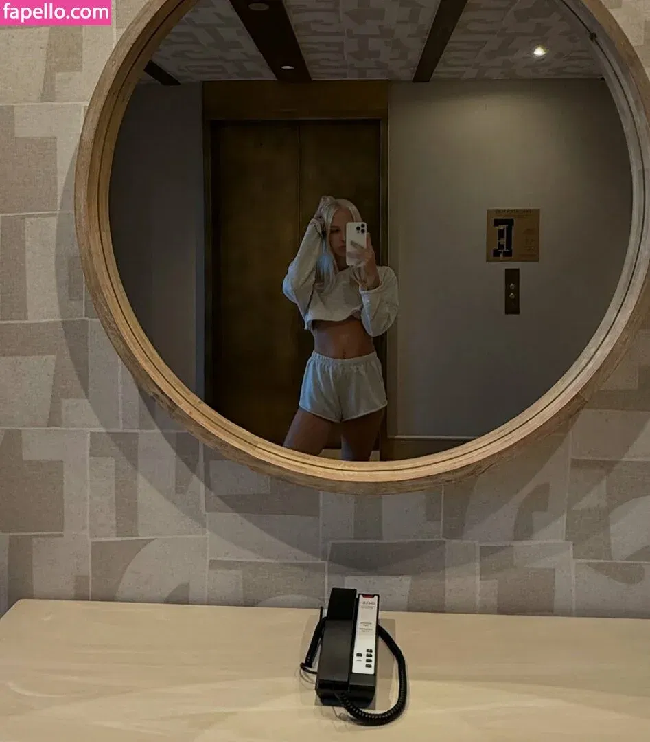 Avsbliss / Julia Tate / juliatate04 Onlyfans Photo Gallery 