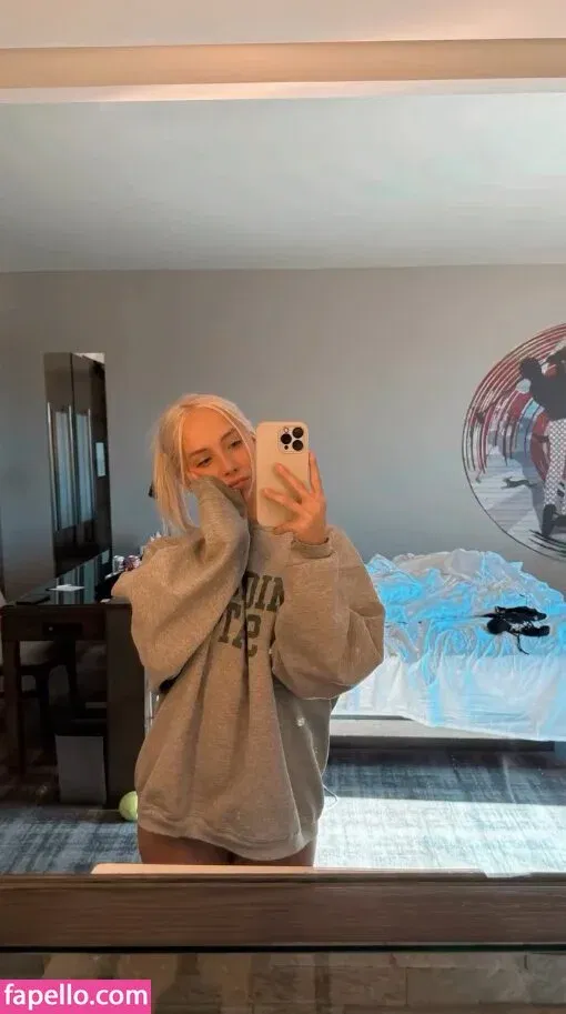 Avsbliss / Julia Tate / juliatate04 Onlyfans Photo Gallery 