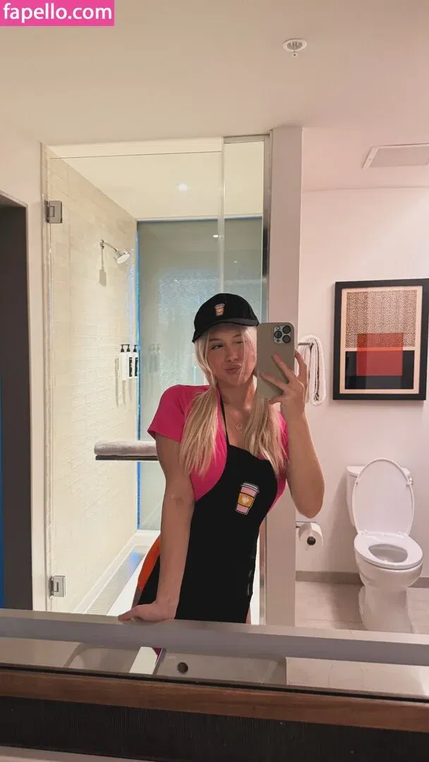 Avsbliss / Julia Tate / juliatate04 Onlyfans Photo Gallery 