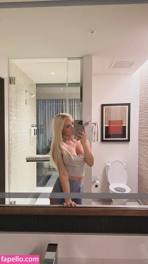 Avsbliss / Julia Tate / juliatate04 Onlyfans Photo Gallery 